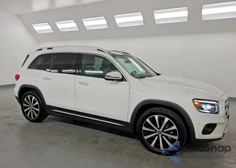 2020 Mercedes-Benz Glb 250 4Matic z USA, uszkodzony, nr VIN WDC4M4HB1LW010082